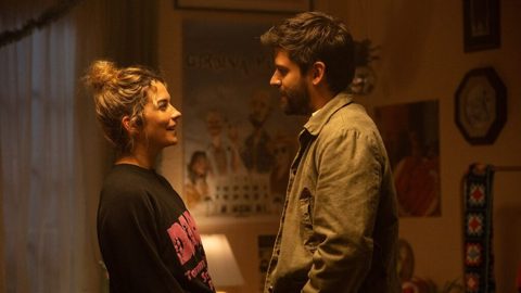 ‘All That She Wants’ Review: Annie Murphy Is All That in a Fizzy Rom-Com That Works Best When It Isn’t Trying Too Hard