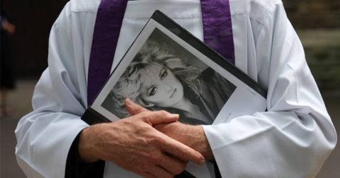 Total Eclipse of the Heart singer Bonnie Tyler remembered as ‘a star, but never a diva’