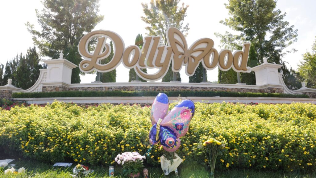 Dollywood Unveils Plans for 2027 in-Park Tributes and Resort Expansion
