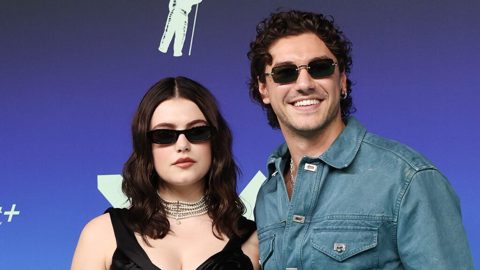 ‘Off Campus’ Stars Ella Bright and Belmont Cameli Present at 2026 MTV VMAs