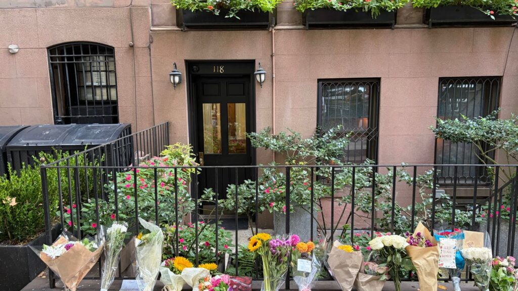 Outside Gloria Steinem’s Home, Her Legacy Lives On