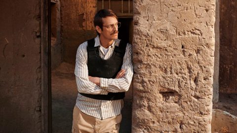 ‘High Value Target: The Hunt for Saddam’ Review: Joel Kinnaman Plays the CIA Analyst Who Interrogated Saddam Hussein in TNT’s Clumsy Miniseries