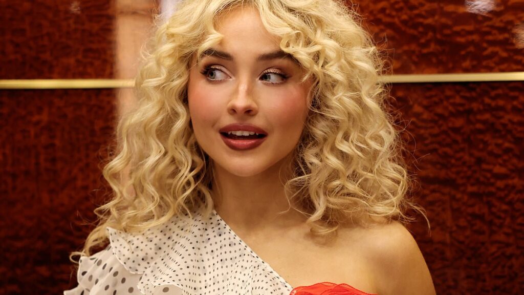 Sabrina Carpenter lands major acting role in a new spin on a classic film from Jennifer Lopez’s Hustlers director