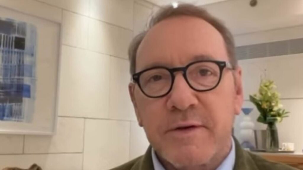 Kevin Spacey sets record straight on rumors he’s homeless