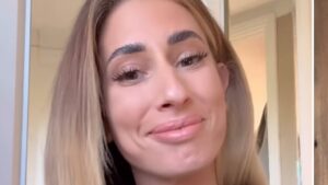 Stacey Solomon shows off her Christmas decorations as she splashes out on a giant reindeer, £140 artificial flowers and a £80 paper tree at £1.2m home Pickle Cottage