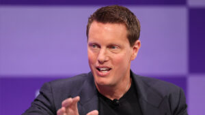 David Ellison Pitches WBD Shareholders Directly on Why Paramount Is a Better Buyer Than Netflix