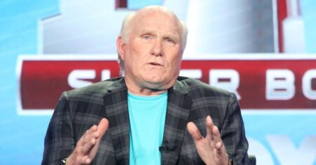 ‘Fox NFL Sunday’ Host Gives Blunt Answer About Terry Bradshaw’s Future After Sudden Absence From Show