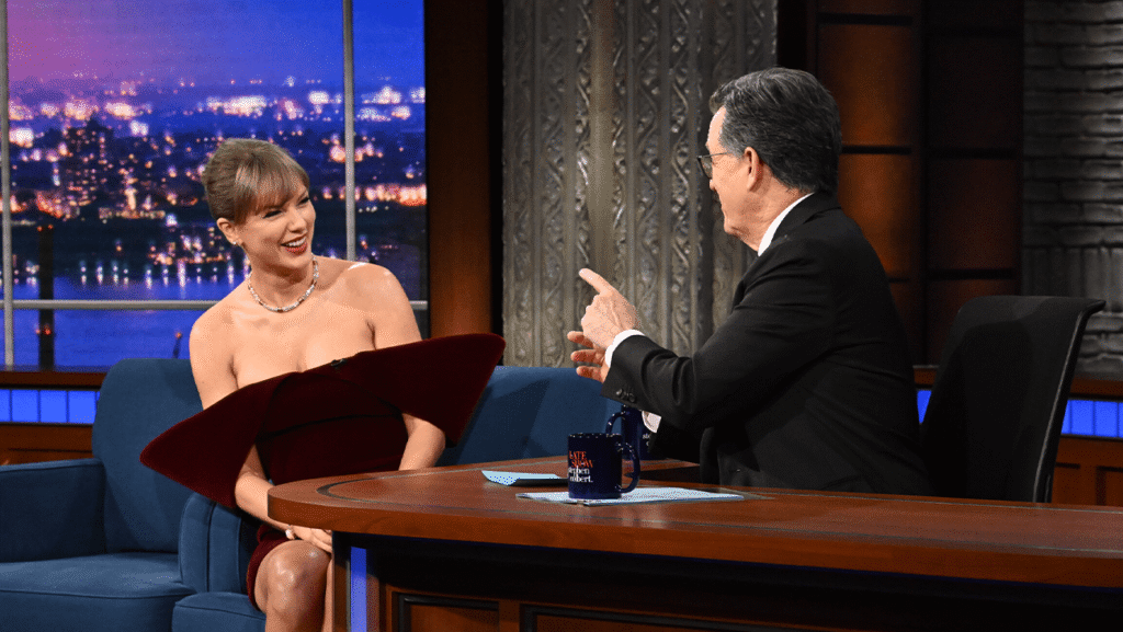 Taylor Swift Stops By ‘Late Show’ and Shares A Couple of Her Favorite Songs From Her Catalog