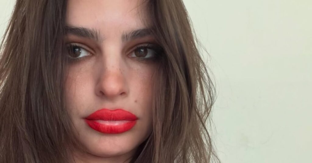 See the Hottest Moments Stars Have Sizzled in Sexy Lingerie: Emily Ratajkowski, More