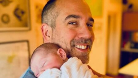 Morning Live presenter forced to halt show recording as his wife rings to announce she has gone into labour