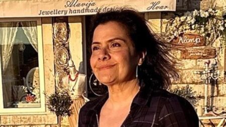EastEnders star Nina Wadia shows off her glamorous makeover as she insists that weight loss jabs ‘don’t work’