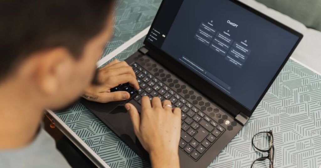 1 in 10 Singapore residents turn to AI chatbots for companionship: IPS survey