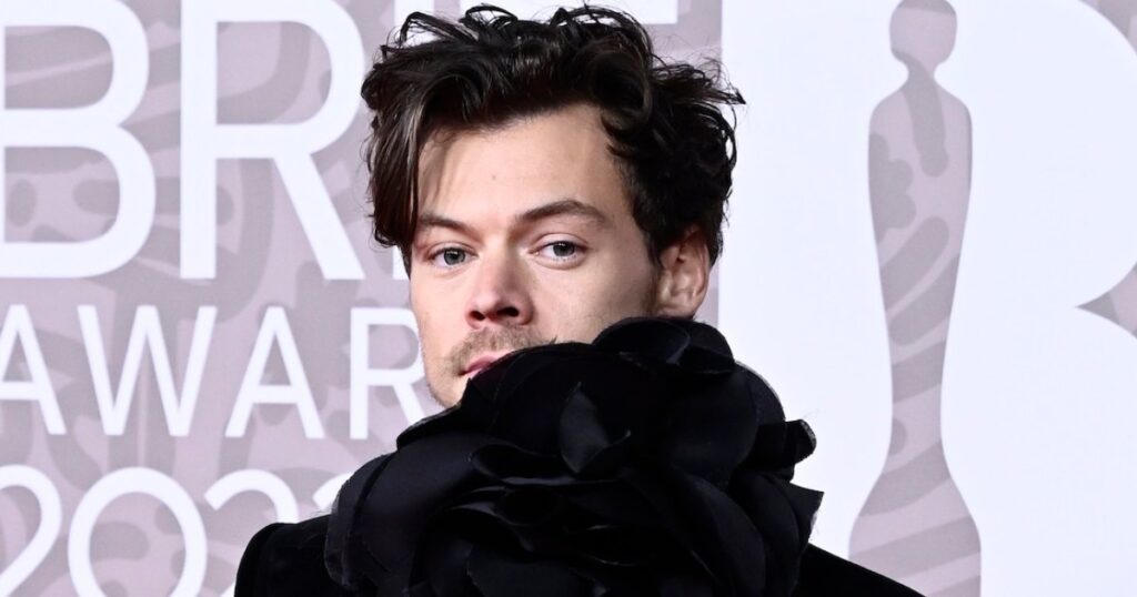 Harry Styles Explains How He Ended Up at the Announcement of the New Pope: ‘I Was Getting a Haircut’
