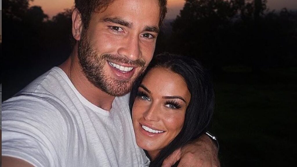 Danny Cipriani’s ex-wife Victoria Rose flogs 40 of his England shirts on Vinted for hundreds of pounds… two years after he left their home with ‘no explanation’