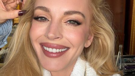 Lindsay Lohan’s face looks oddly different during glam session but she might just be using an old Kylie Jenner trick