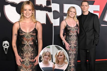 Ava Phillippe looks just like mom Reese Witherspoon on ‘Scream 7’ red carpet