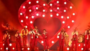 Bruno Mars Brings the Love With Grammy Performance of New Single ‘I Just Might’