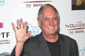 Prolific songwriter Neil Sedaka dies at 86