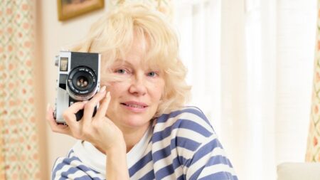 Pamela Anderson’s New Campaign Bans AI Models