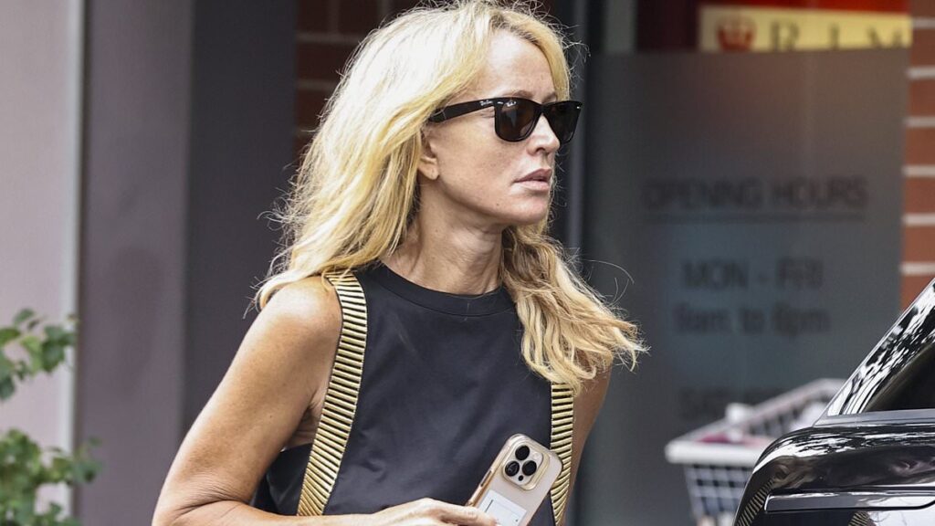 Inside Jackie O’s secret meeting with major radio network as she breaks cover after bombshell claim that she ‘didn’t quit’… and she and Kyle both lawyer up