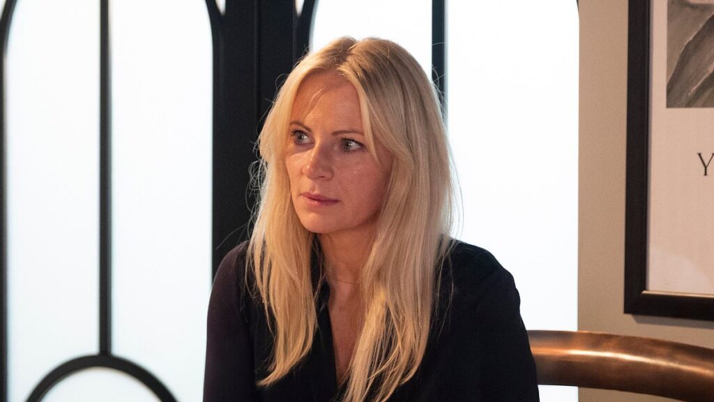 Corrie and Emmerdale stars leave fans thousands out of pocket by pulling out of meet and greet event after accusing bosses of ‘breach of contract’