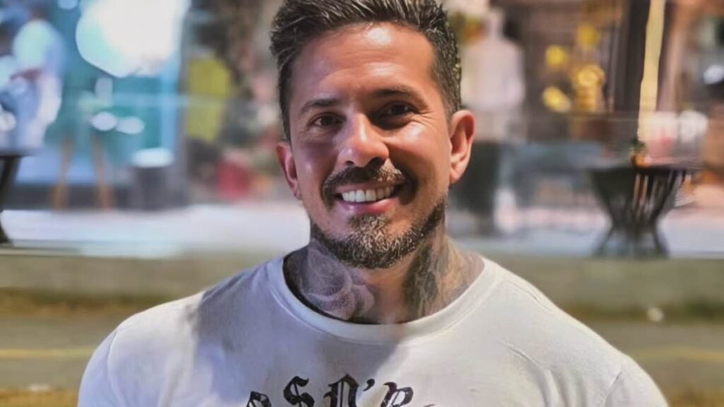 Influencer reveals he is in a ‘digipolyamorous’ relationship with multiple AI chatbots – after turning 200 pairs of panties from past lovers into coffee table ‘trophy’ artwork