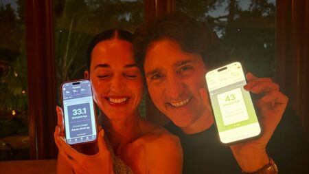 Katy Perry proves her romance with Justin Trudeau is going strong as she shares snap from intimate date night