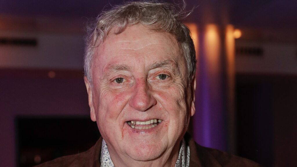 Holby City and Midsomer Murders actor Desmond Barrit dies aged 81 as tributes pour in for the ‘generous and joyous’ star