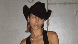 Controversial influencer begs for free gifts from small businesses: ‘I can’t promise anything sent will be featured’