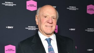 PGA Awards: Barry Diller Swipes at David Ellison, Harvey Weinstein While Introducing Honoree Jason Blum