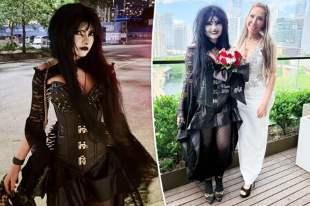 Farrah Abraham’s daughter Sophia, 17, shows off gothic prom look