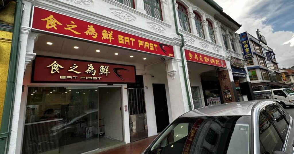 Geylang restaurant Eat First’s Google ratings plunge after $2 outside-drinks charge, Lifestyle News