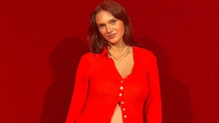 Aussie influencer and girlfriend of major music star sparks outrage for drinking alcohol at 24 weeks pregnant – and her reason why will shock you