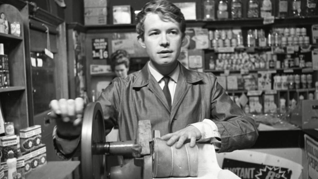 Coronation Street actor Alan Rothwell who was a part of the original cast dies aged 89
