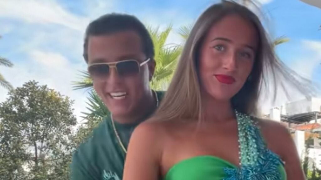 Venezuela Fury, 16, and husband Noah Price, 19, declare they are ‘crazy in love’ following tiff on their Marbella honeymoon – while mum Paris is left to clean the bride’s gown