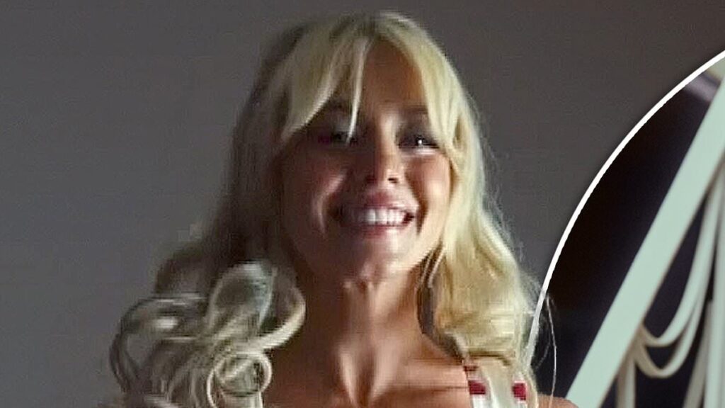 Sydney Sweeney’s racy scenes risk derailing her career – as experts fear she will make nudity ‘her entire brand’ rather than making ‘character choices’