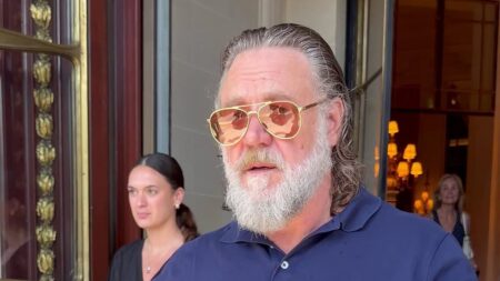 Russell Crowe defends foul-mouthed rant scolding fans waiting for his autograph