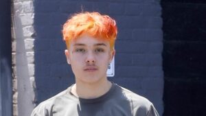 Brad Pitt’s estranged son Knox, 17, now copies mom Angelina Jolie’s fiery 90s look with dramatic new hairdo