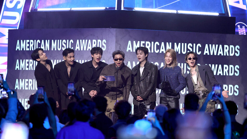 BTS Greeted by Screaming Fans in AMAs Return After Four Years