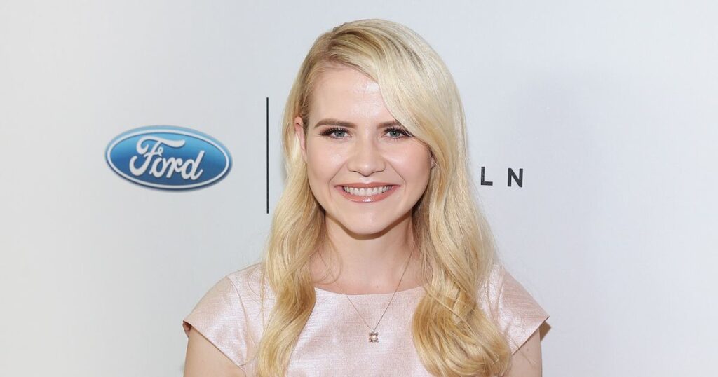 Who Is Elizabeth Smart? Kidnapping Survivor and Advocate Is Now a Competitive Bodybuilder