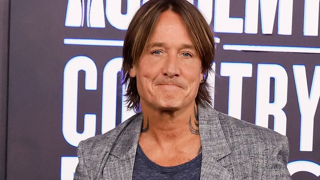Keith Urban said to have friends worried as the country singer makes ‘anxious’ solo appearances and splashes cash on improving his looks following split from Nicole Kidman
