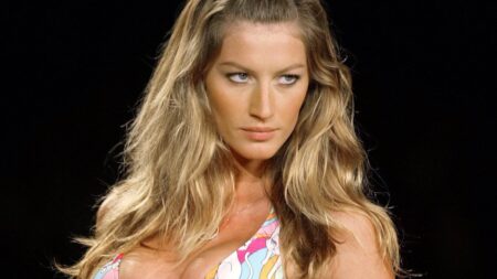 Gisele Bundchen, 45, says she was a FAILURE when she started modeling in the ’90s before three words changed her life