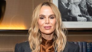 Amanda Holden calls for Keir Starmer to be ‘kicked out’ over delays to social media ban for children