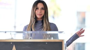 Victoria Beckham leaves the crowd in hysterics as she pokes fun at herself in hilarious speech at David’s Hollywood Walk Of Fame star unveiling