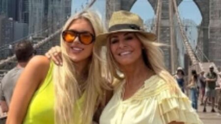 Tess Daly, 57, poses with lookalike daughter Phoebe, 21, on girls’ trip to New York amid ‘friendliest split in showbiz’ from Vernon Kay