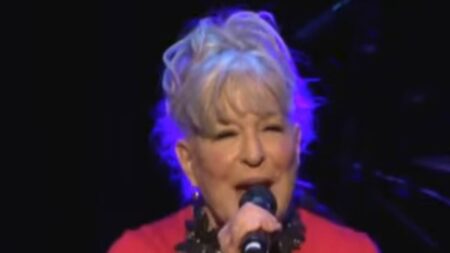 Bette Midler, 80, brutally mocked for ‘humiliating’ performance at anti-Trump event: ‘Secondhand embarrassment is real’
