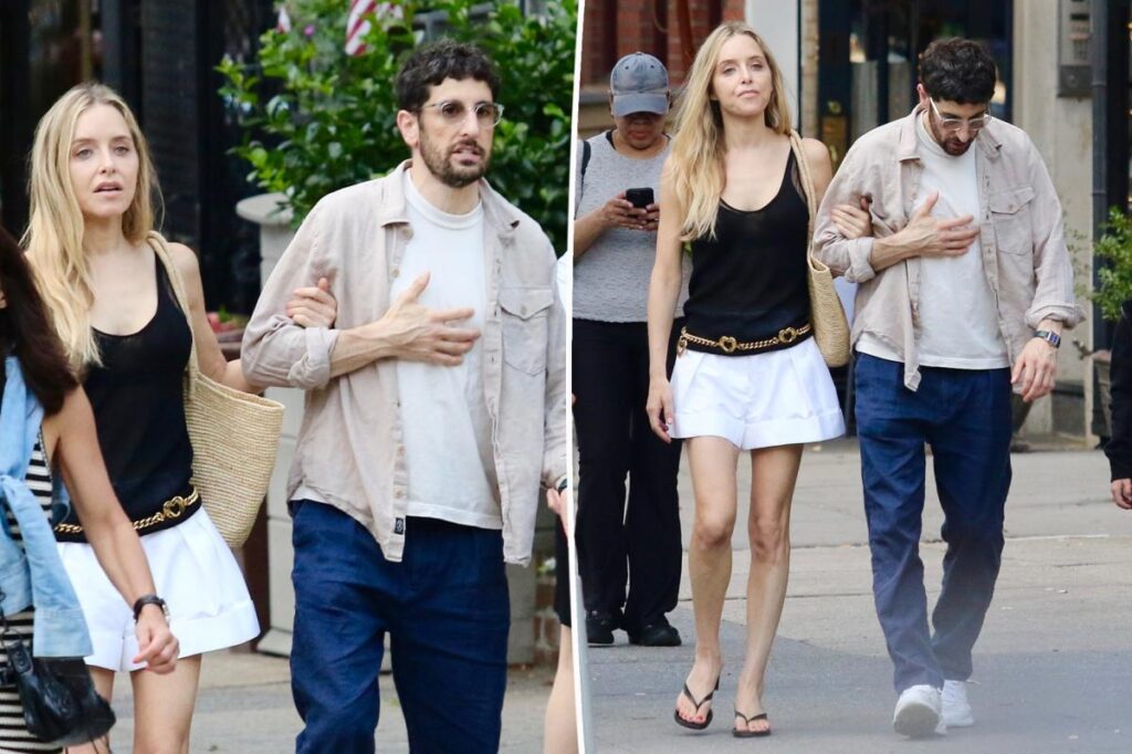 Exes Jason Biggs, Jenny Mollen link arms in first photos since shocking divorce news