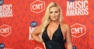 Brooke Hogan Addresses Speculation She Has a ‘Team’ to Help Her: ‘Doing It On Our Own’