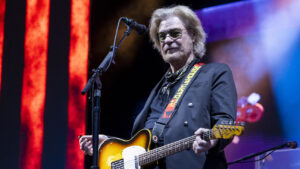 Daryl Hall Reveals He Got a Kidney Transplant: “I’m Already Starting to Feel Better”