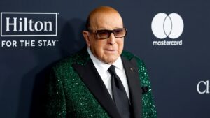 Bruce Springsteen, Barry Manilow, Patti Smith, More Remember Clive Davis: “He Changed My Life”